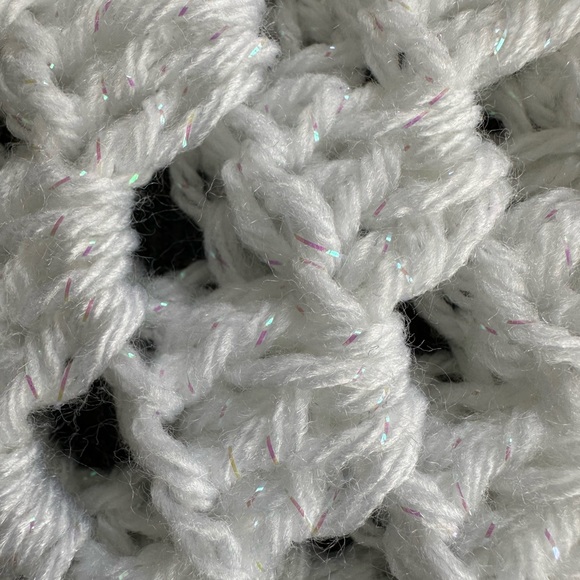 white poncho, great for flower, girls, or christening, and first communion - Picture 2 of 3